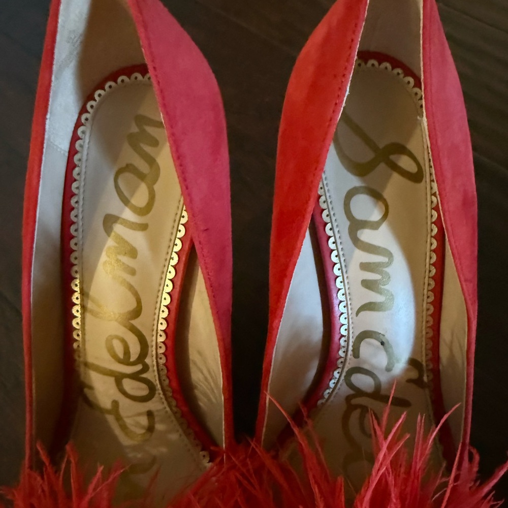 Sam Edelman Red Feathered Women's Shoes - Picture 4 of 5